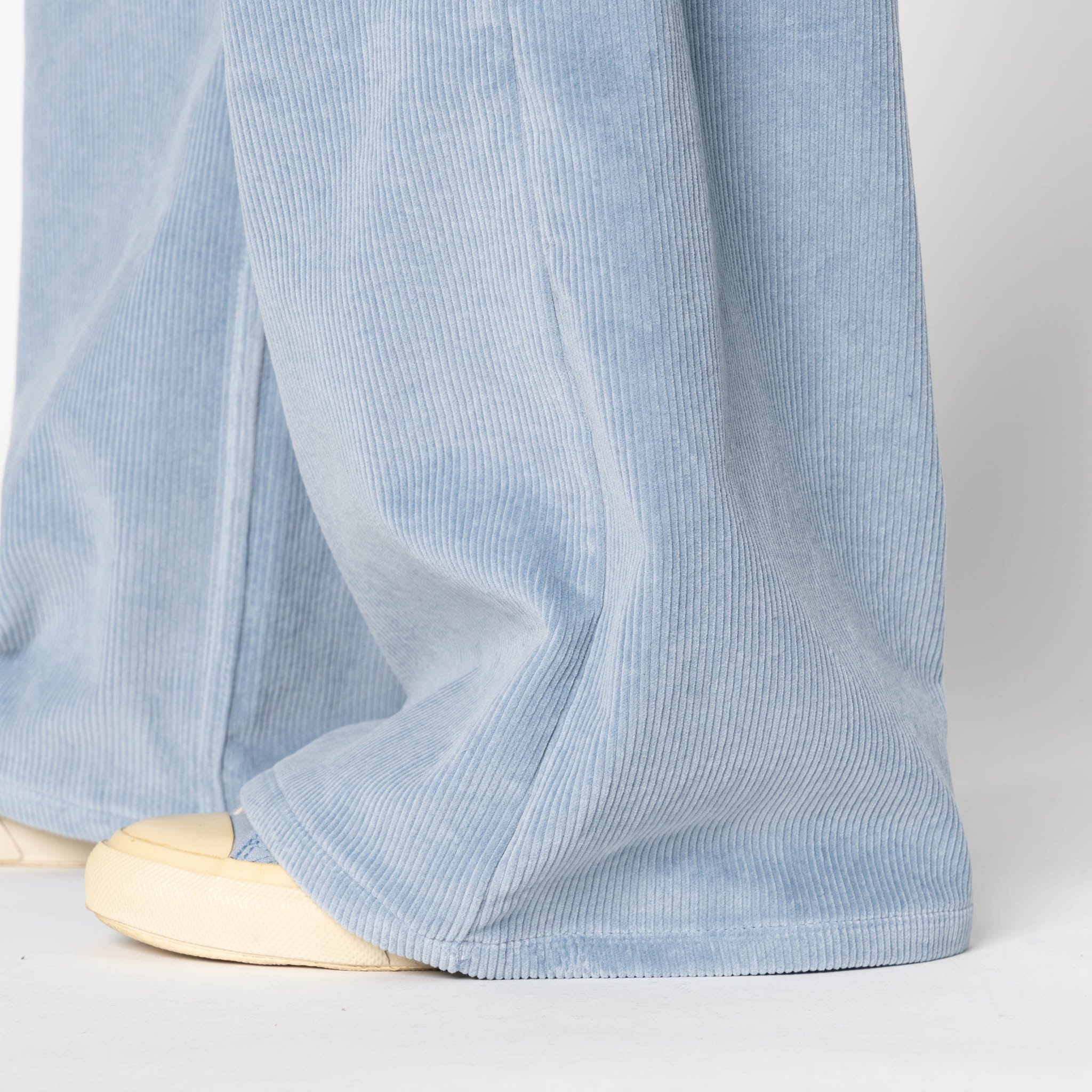 Wide Wild West - Organic Faded Corduroy - Pale Indigo
