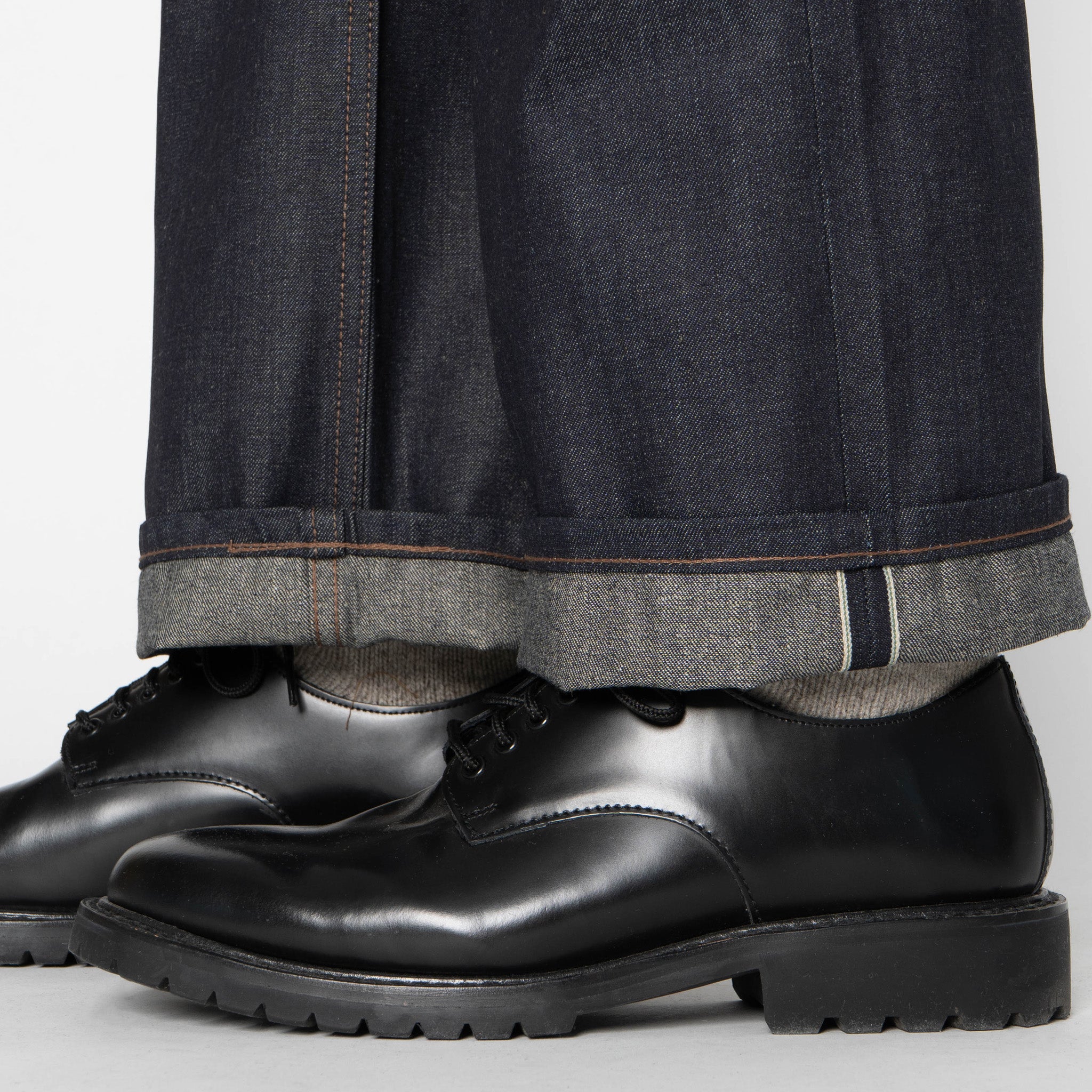 Strong Guy - Hemp Blend Selvedge - Indigo by Naked & Famous Denim