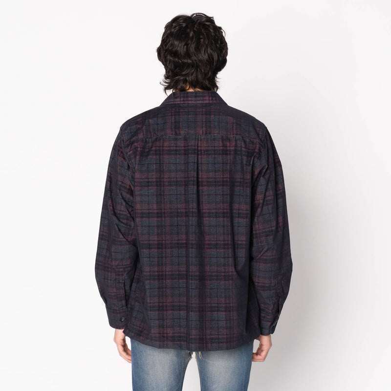 True Shirt - Corduroy Shirting (21W) - Green / Eggplant