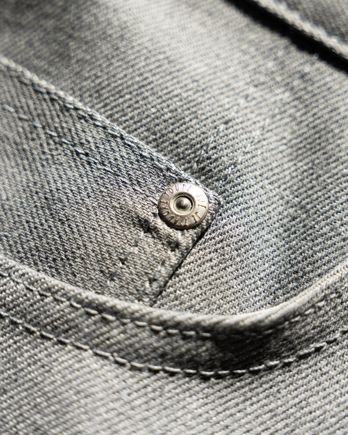 Heather Grey Selvedge: Blended Before Spinning